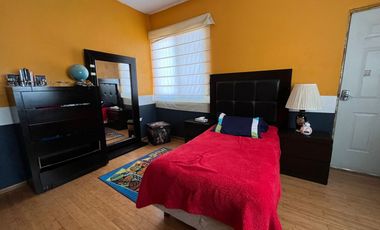 VENTA CASA GRANDE EN EL CENTRO DE CHIPILO, COCINA INTEGRAL, 5 RECÁMARAS, JACCUZI, JARDÍN, BODEGA, JUEGOS INFANTILES, TERRAZA