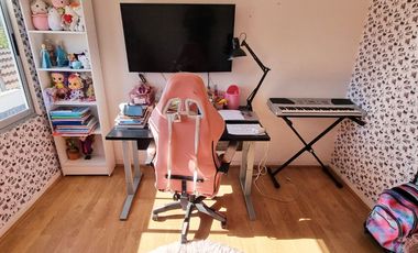 EXCELENTE CASA 5D/4B CON 3+ ESTACIONAMIENTOS.