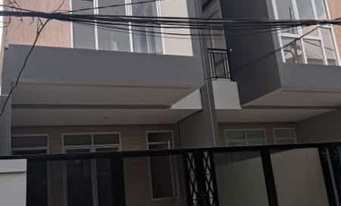 For Sale New House Ready to Live in, 3 Floors in Duri Kepa location, West Jakarta