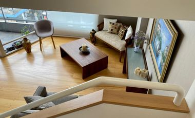 Arriendo departamento con balcón sin muebles.
