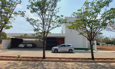 RESIDENCIAL LA ESCONDIDA ZONA NTE PTE DE LA CIUDAD
