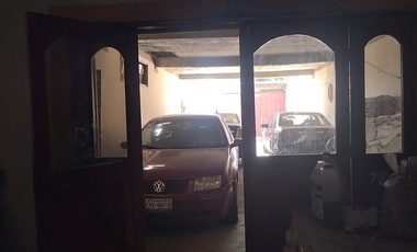 Casa en venta en avenida principal
