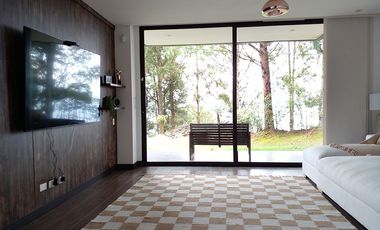 43606 Casa Amoblada en arriendo en el sector Alto de Palmas