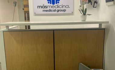 RENTA CONSULTORIO MEDICO  EQUIPADO AZUNA CANCUN 2 CUBICULOS