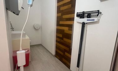 RENTA CONSULTORIO MEDICO  EQUIPADO AZUNA CANCUN 2 CUBICULOS