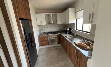 CASA CON CISTERNA EN PACHUCA TODO EN PRIVADA CON AMENIDADES CERCA DE AVENIDAS PRINCIPALES