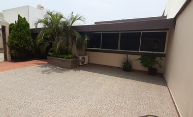 RENTA DE OFICINAS EN TORRE AMÉRICAS BOCA DEL RÍO | ARLETTE FLORES