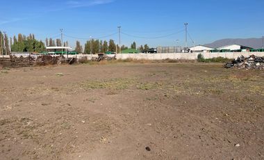 Arriendo parcela de 6.000 m2 en Quilicura