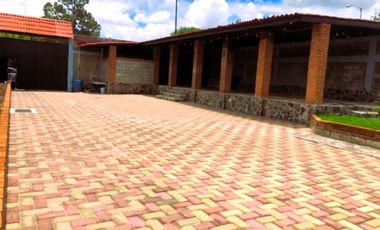 VENTA DE FINCA ECUESTRE. SANTIAGO UNDAMEO, MICH.