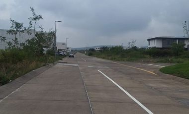 TERRENO EN VENTA Frente al ÁREA VERDE, Lomas del  Molino V