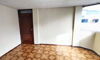 DEPARTAMENTO EN VENTA, A DOS CUADRAS DE LA AJAVÍ, SUR DE QUITO
