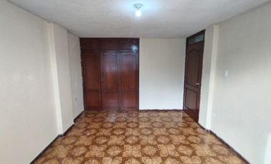 DEPARTAMENTO EN VENTA, A DOS CUADRAS DE LA AJAVÍ, SUR DE QUITO