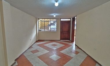 DEPARTAMENTO EN VENTA, A DOS CUADRAS DE LA AJAVÍ, SUR DE QUITO
