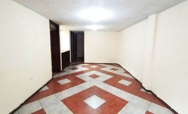 DEPARTAMENTO EN VENTA, A DOS CUADRAS DE LA AJAVÍ, SUR DE QUITO