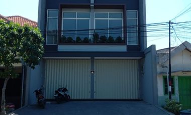 Ruko Jl Manukan Tengah Raya Lokasi Strategis Dekat Rumah Sakit, Sekolah, Dan Pertokoan
