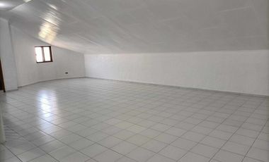 PAJAC SINGLE DETACHED HOUSE WITH 3 BEDROOMS AND ATTIC.