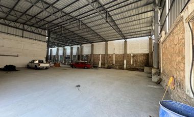 Bodega frente a Cd industrial