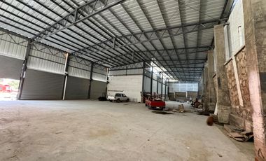 Bodega frente a Cd industrial