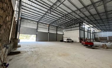 Bodega frente a Cd industrial