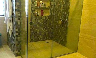 6-Bedroom House With Swimming Pool in  Ayala Westgrove Heights Silang Cavite