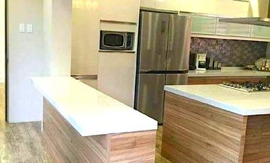 6-Bedroom House With Swimming Pool in  Ayala Westgrove Heights Silang Cavite