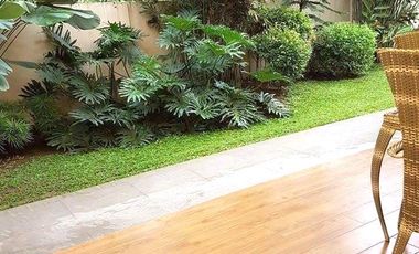 6-Bedroom House With Swimming Pool in  Ayala Westgrove Heights Silang Cavite