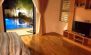 6-Bedroom House With Swimming Pool in  Ayala Westgrove Heights Silang Cavite
