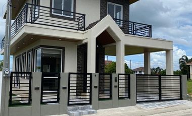 Good as Brand New 3Br House with ACs and covered Parking