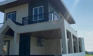 Good as Brand New 3Br House with ACs and covered Parking