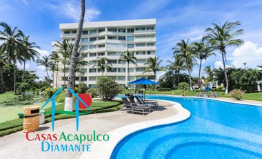 Depa en venta con terraza, vista a la alberca y al campo de golf Mayan