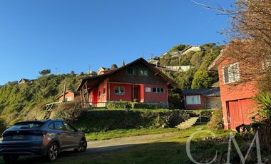 SE VENDE HISTÓRICA Y RECONOCIDA HOSTERÍA EN MAICOLPUE, COSTA DE OSORNO