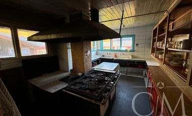 SE VENDE HISTÓRICA Y RECONOCIDA HOSTERÍA EN MAICOLPUE, COSTA DE OSORNO