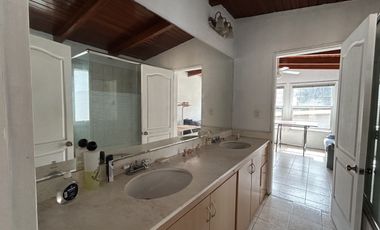 VENTA DE LINDO CONDOMINIO EN SOL DE LA MOLINA, LA MOLINA