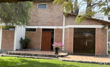 VENTA DE LINDO CONDOMINIO EN SOL DE LA MOLINA, LA MOLINA