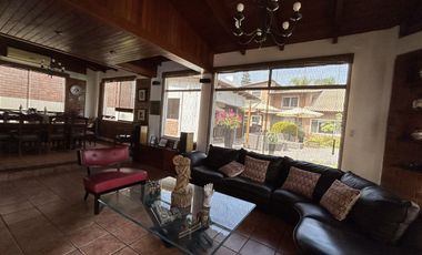 VENTA DE LINDO CONDOMINIO EN SOL DE LA MOLINA, LA MOLINA