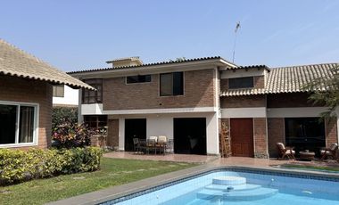 VENTA DE LINDO CONDOMINIO EN SOL DE LA MOLINA, LA MOLINA