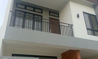 Jual Rumah 2 Lantai Bebas Banjir di Pondok Gede Bekasi