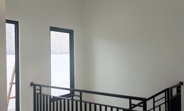 Jual Rumah 2 Lantai Bebas Banjir di Pondok Gede Bekasi