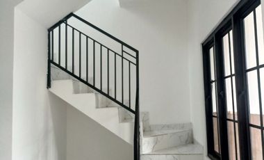 Jual Rumah 2 Lantai Bebas Banjir di Pondok Gede Bekasi