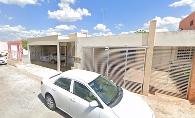 CASA EN 59-A, FRACC. LAS AMERICAS, UNIDAD REVOLUCION, MERIDA, YUCATAN. ¡CASA EN REMATE! -FQA