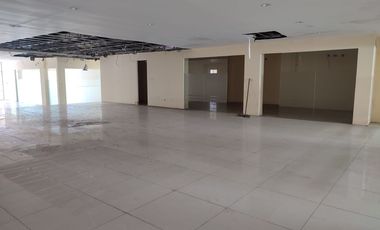 Disewakan Bangunan Lokasi Strategis Ex Resto di Pusat Kota Lokasi jl Kartini Surabaya