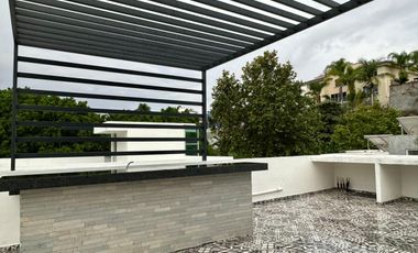 Residencia de lujo en Venta sobre Av. Naciones Unidas, Opción a 4 rec.