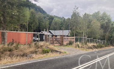 Casa en parcela sector Lago Chapo