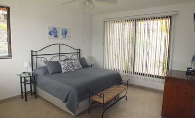 Casa en venta Club de Golf Santa Fe, Xochitepec Morelos.