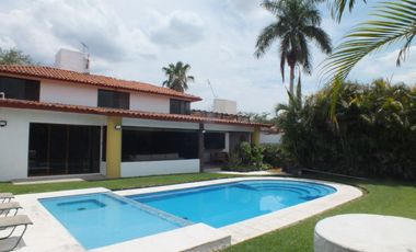 Casa en venta Club de Golf Santa Fe, Xochitepec Morelos.