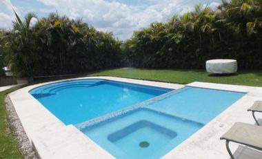 Casa en venta Club de Golf Santa Fe, Xochitepec Morelos.