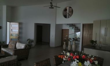 Casa en venta Club de Golf Santa Fe, Xochitepec Morelos.