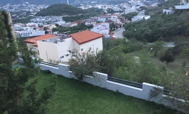 CASA EN VENTA, ZONA CARRETERA NACIONAL, SIERRA ALTA 3ER SECTOR