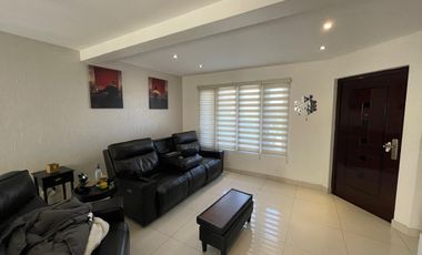 Se Vende casa de 4 recamaras dentro de un coto con acceso Controlado pasando Flamingos.