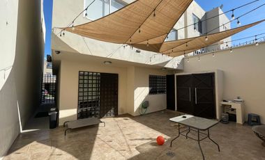 Se Vende casa de 4 recamaras dentro de un coto con acceso Controlado pasando Flamingos.